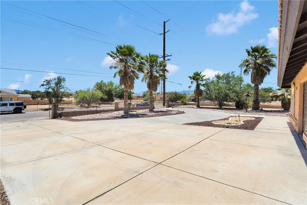 14572 Sultana Street, Hesperia, California 92345 home-pic-43